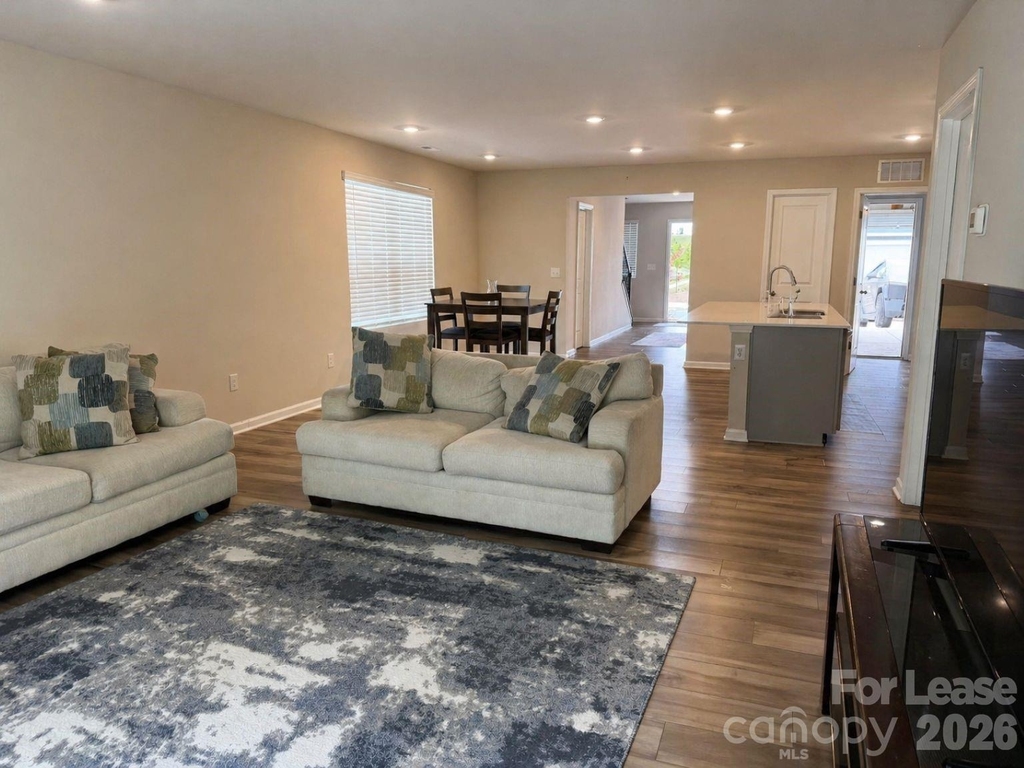 10227 Chatham Run Lane - Photo 5
