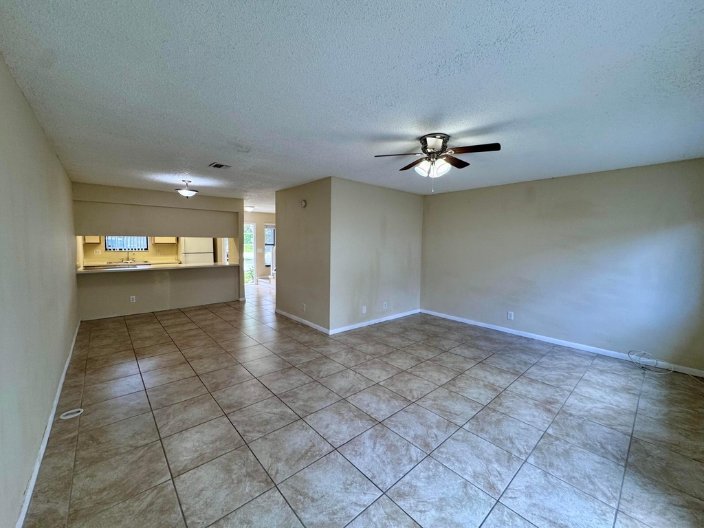 704 Riverside Drive - Photo 28