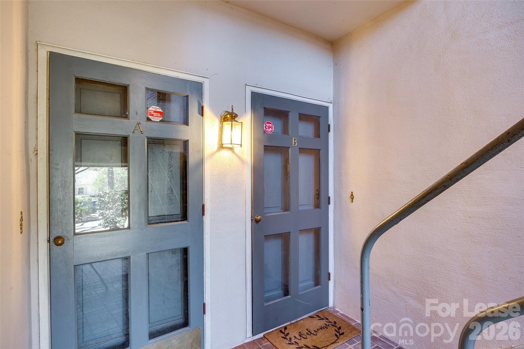 2220 Roswell Avenue - Photo 2