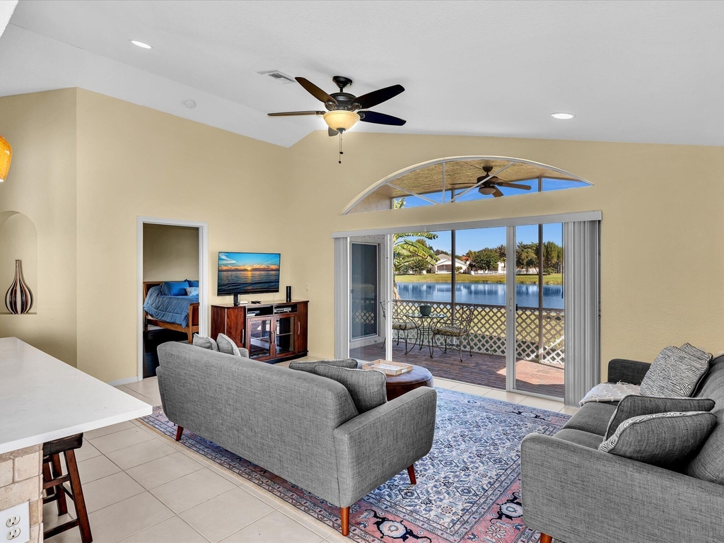 4194 Bluff Harbor Way - Photo 47