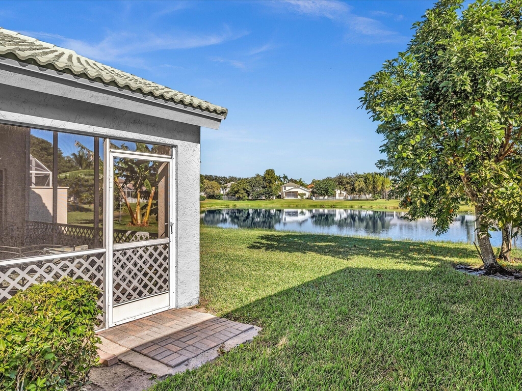 4194 Bluff Harbor Way - Photo 31