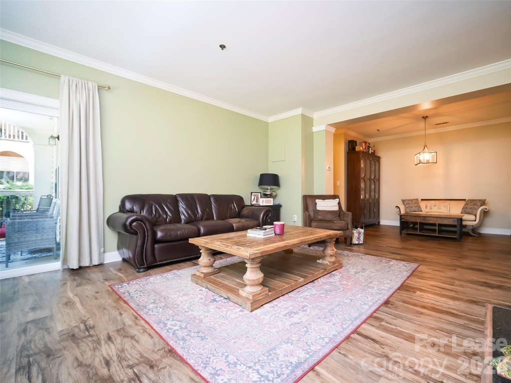 5609 Fairview Road - Photo 2
