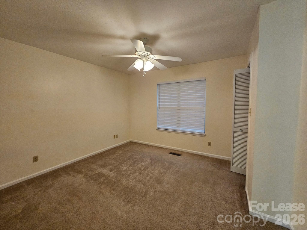 802 Selwyn Oaks Court - Photo 9