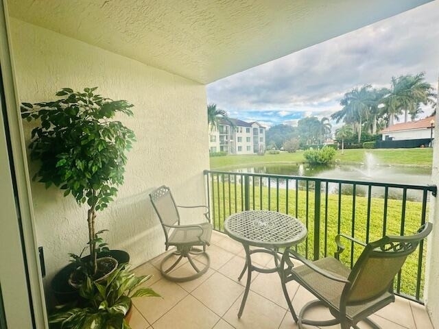 402 Villa Circle - Photo 0