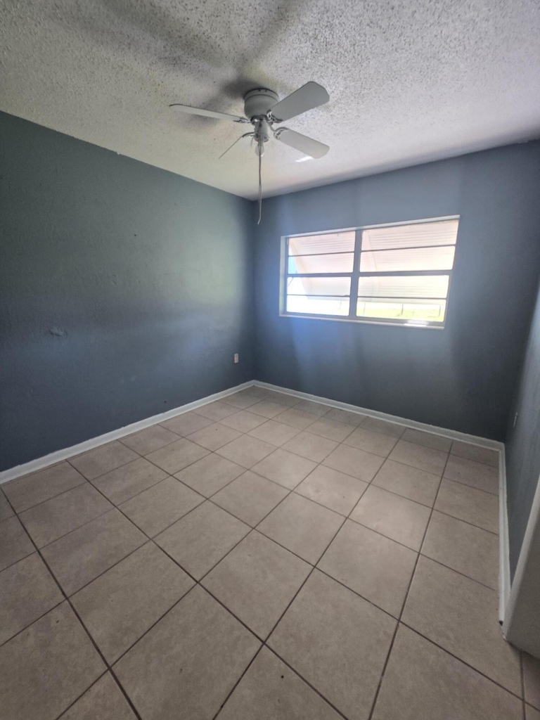 3751 Nw 36th Street - Photo 5