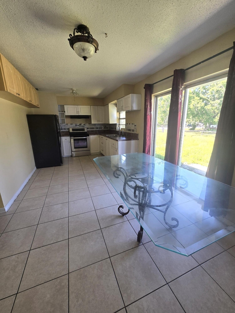 3751 Nw 36th Street - Photo 10