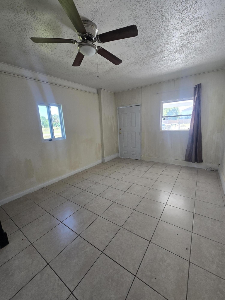 3751 Nw 36th Street - Photo 9