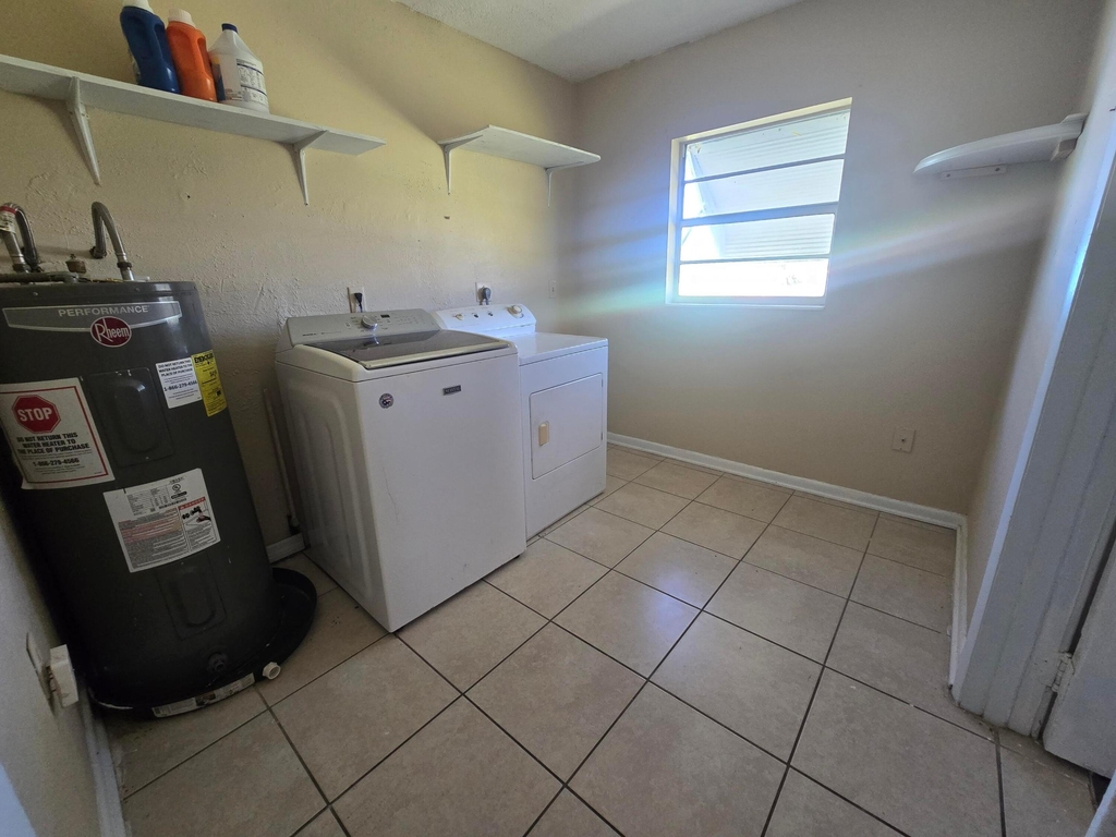 3751 Nw 36th Street - Photo 13