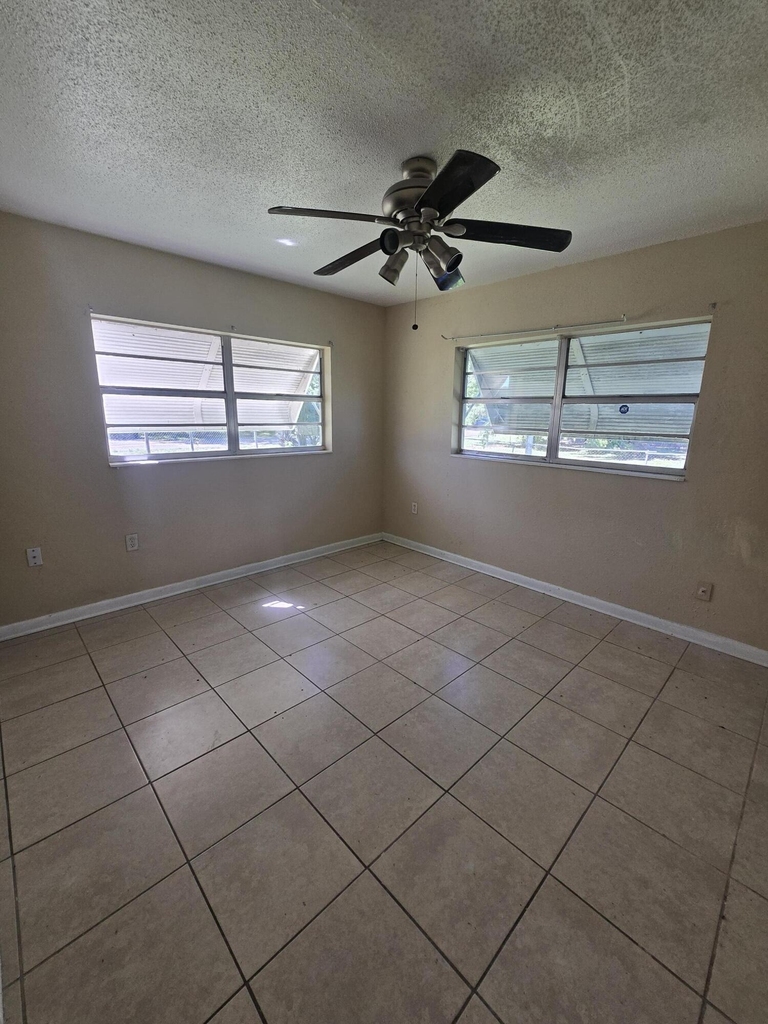 3751 Nw 36th Street - Photo 6