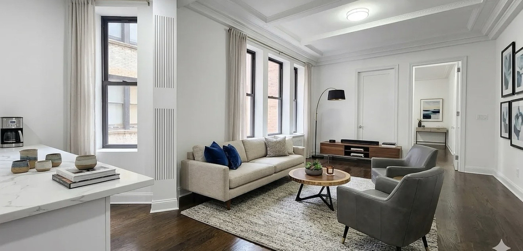 200 West 58th Street - Photo 0
