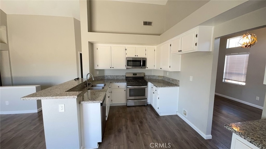 28870 Somme Court - Photo 2