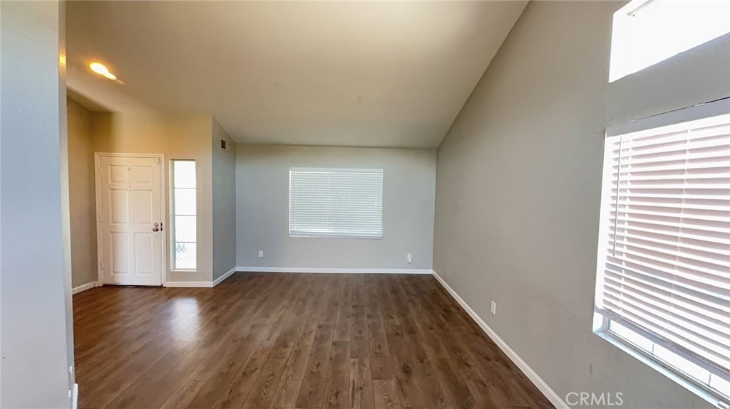28870 Somme Court - Photo 4