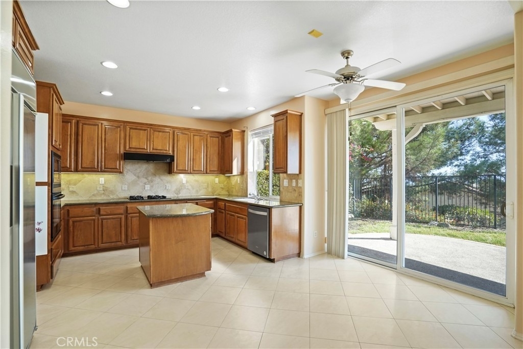 20600 Vercelli Way - Photo 8