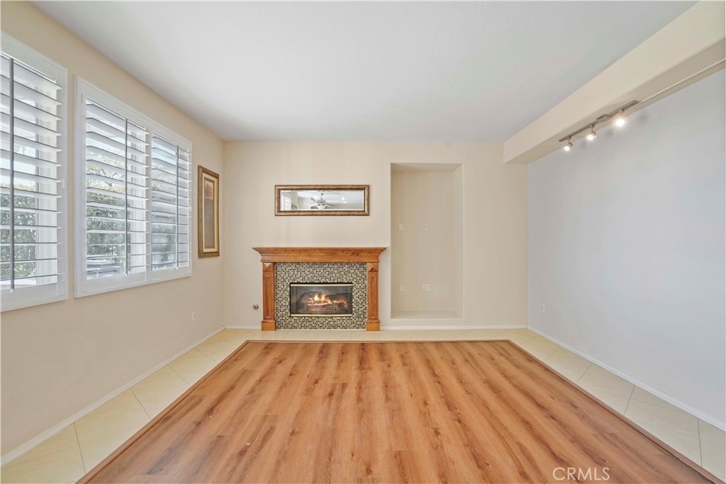 20600 Vercelli Way - Photo 11