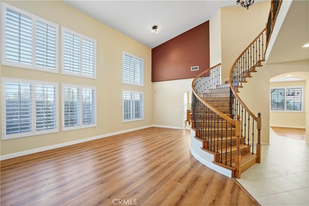 20600 Vercelli Way - Photo 4