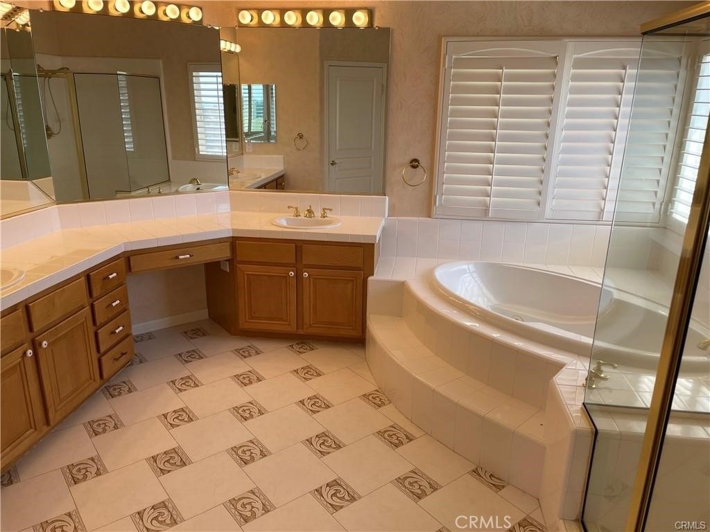 11736 Mariposa Bay Lane - Photo 6