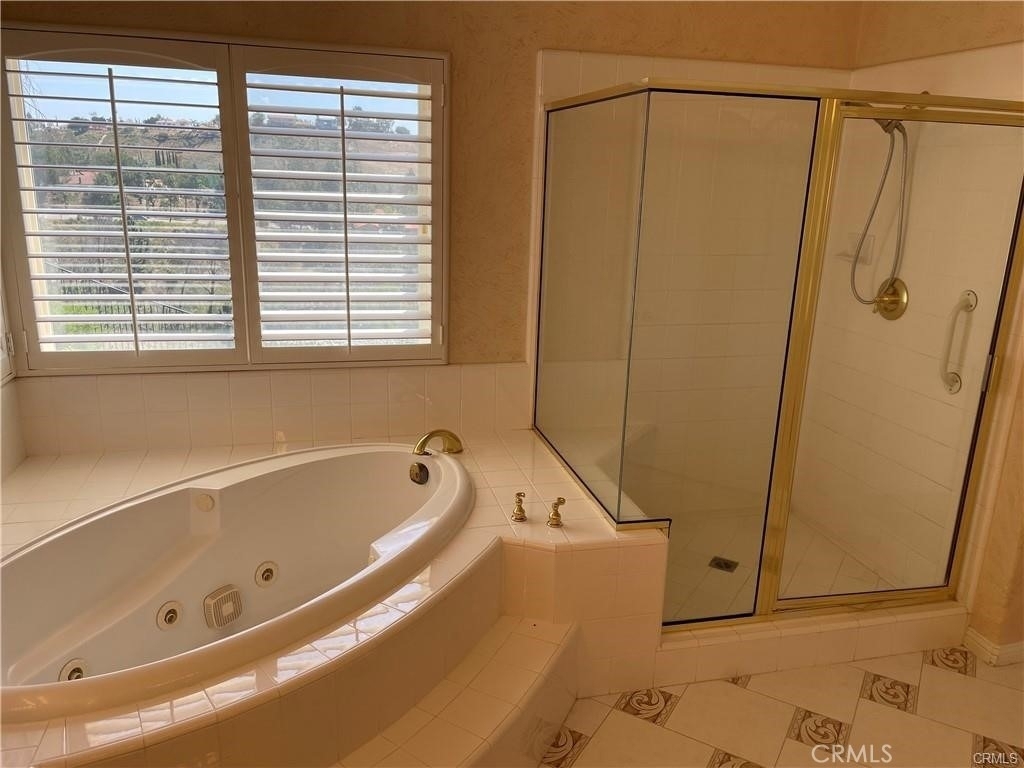 11736 Mariposa Bay Lane - Photo 7