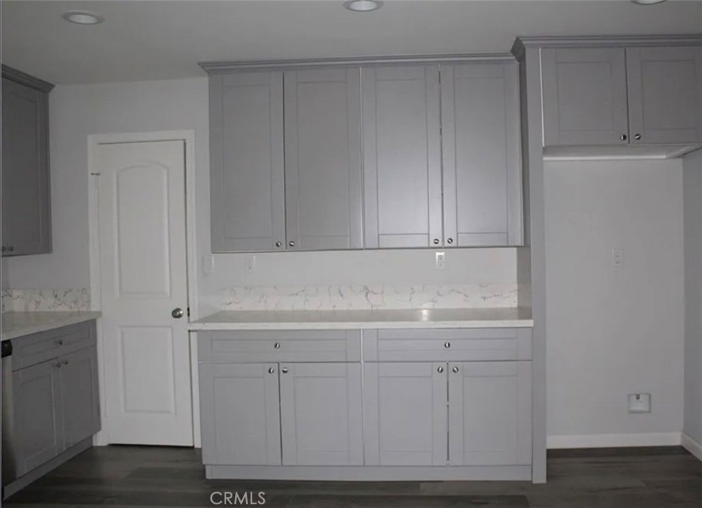 7009 Claire Avenue - Photo 7
