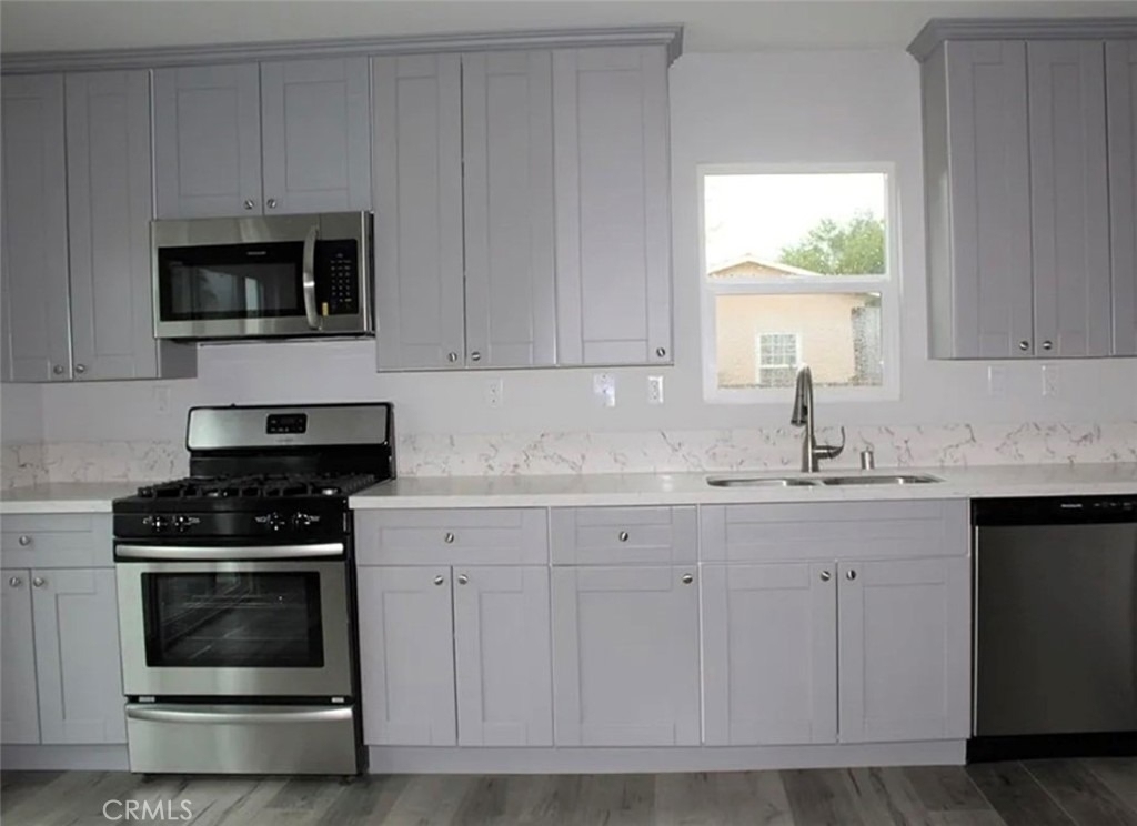 7009 Claire Avenue - Photo 4