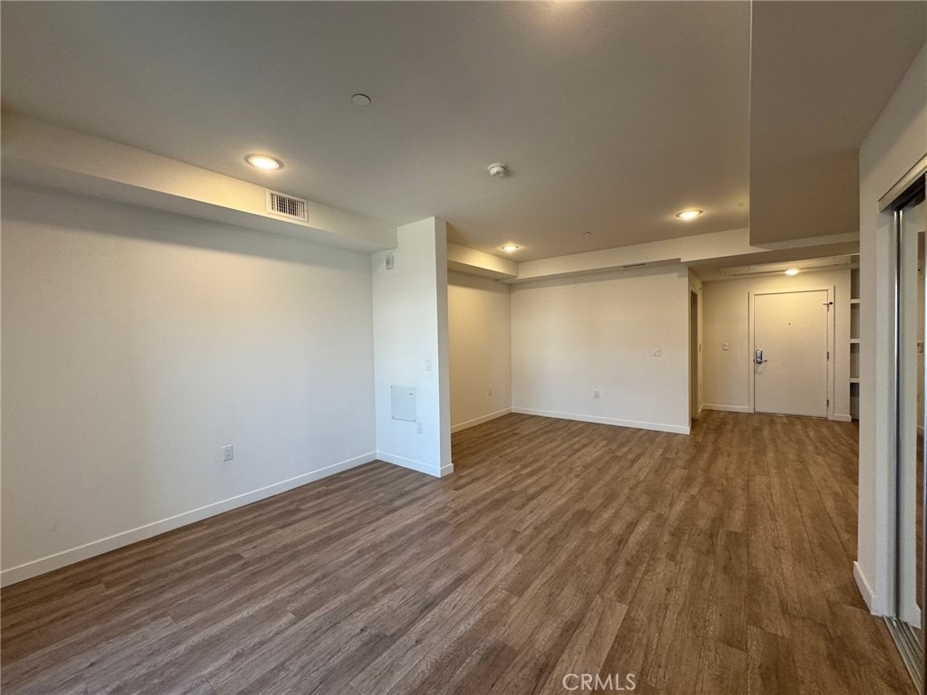 1025 S Berendo Street - Photo 7