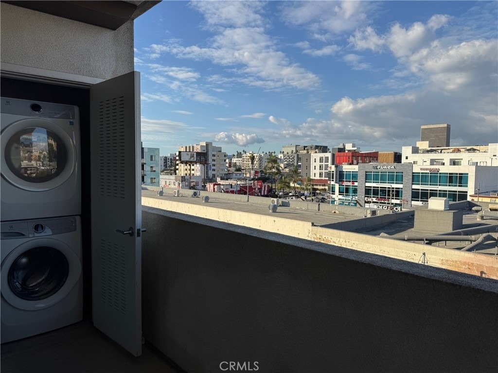 1025 S Berendo Street - Photo 13