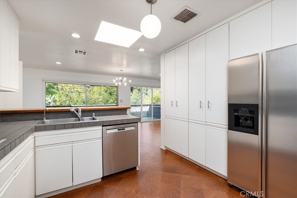 3946 Alta Mesa Drive - Photo 10