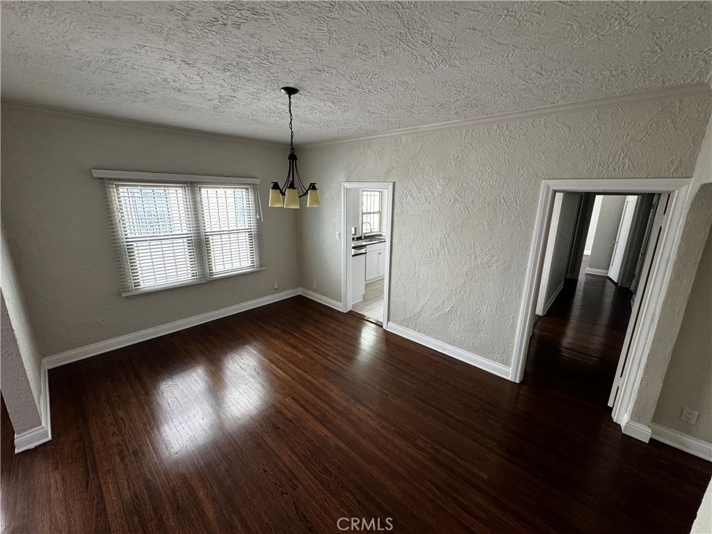 336 N Stanley Avenue - Photo 4