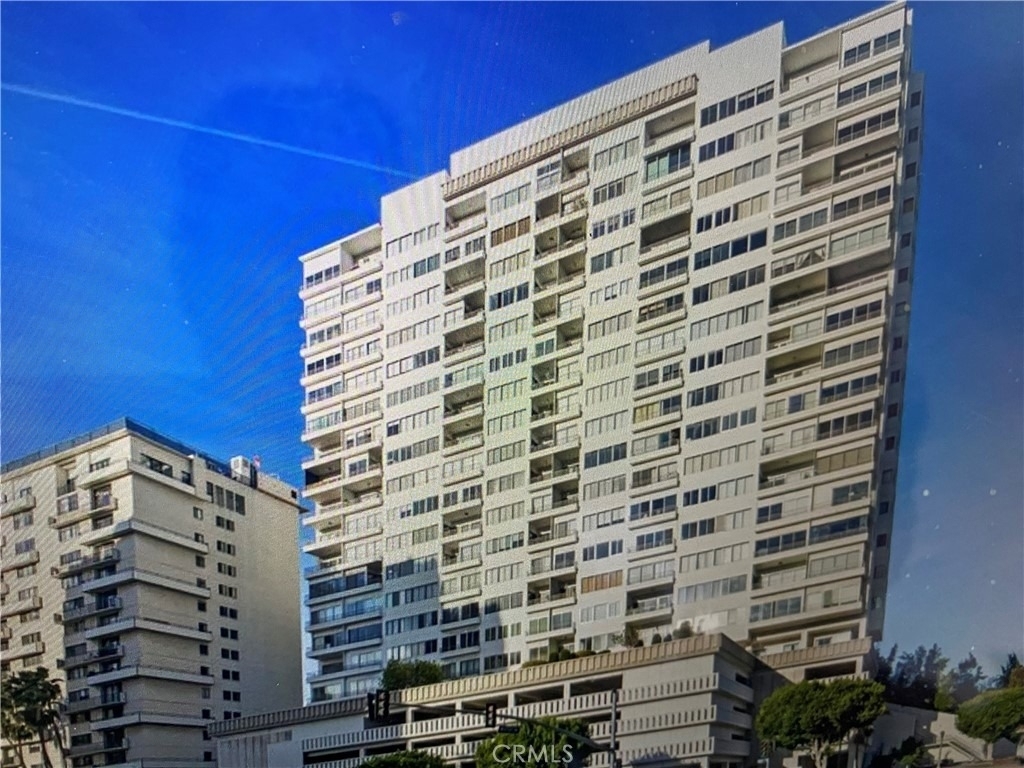 10501 Wilshire Boulevard - Photo 0