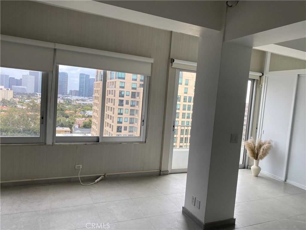10501 Wilshire Boulevard - Photo 13