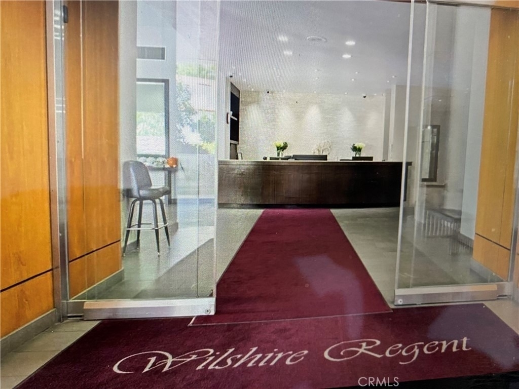 10501 Wilshire Boulevard - Photo 1