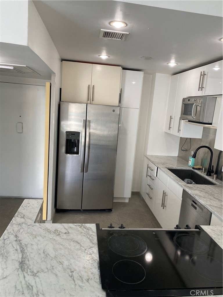 10501 Wilshire Boulevard - Photo 15