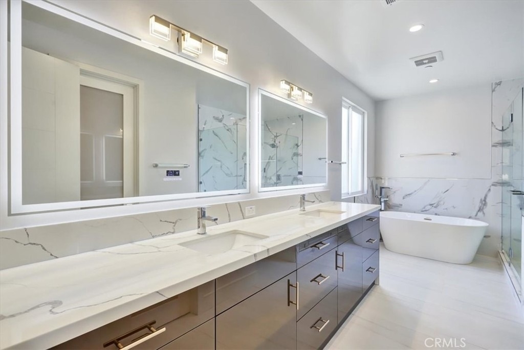 1908 Perry Avenue - Photo 17