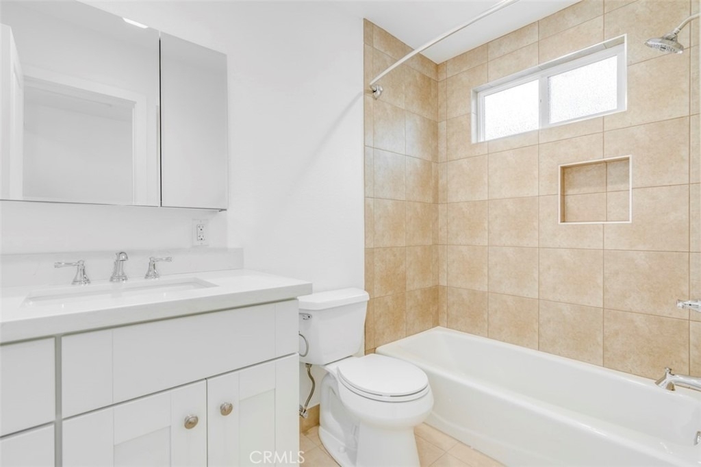 501 N Eastwood - Photo 9