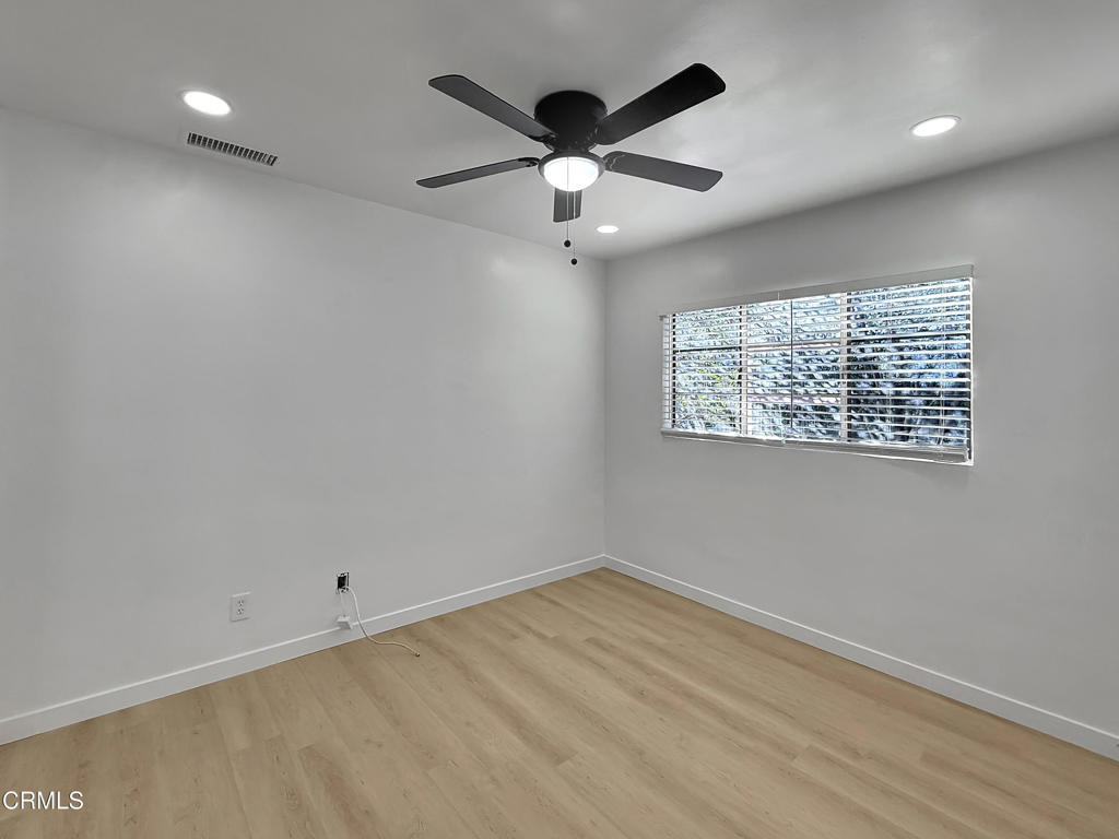 820 E Mendocino Street - Photo 7