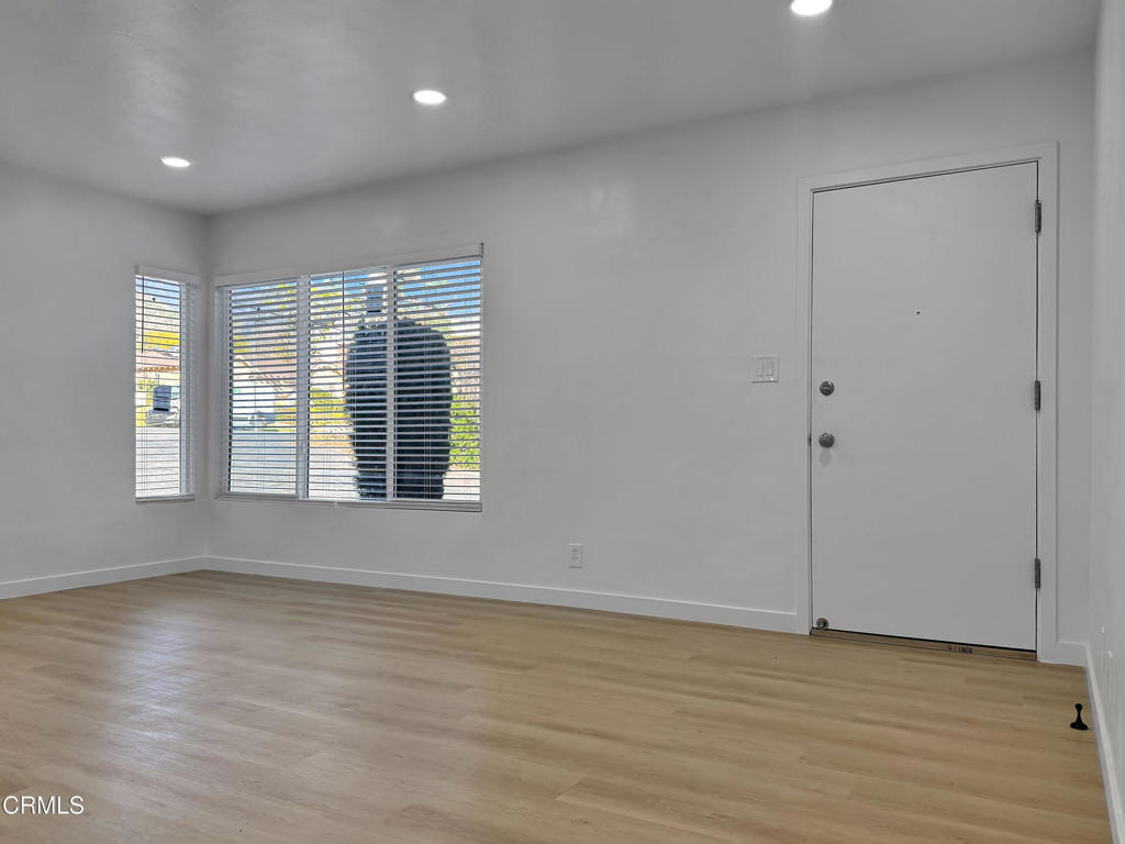 820 E Mendocino Street - Photo 1