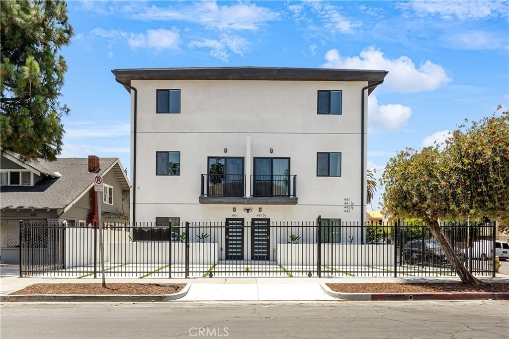 443 N Harvard Boulevard - Photo 28