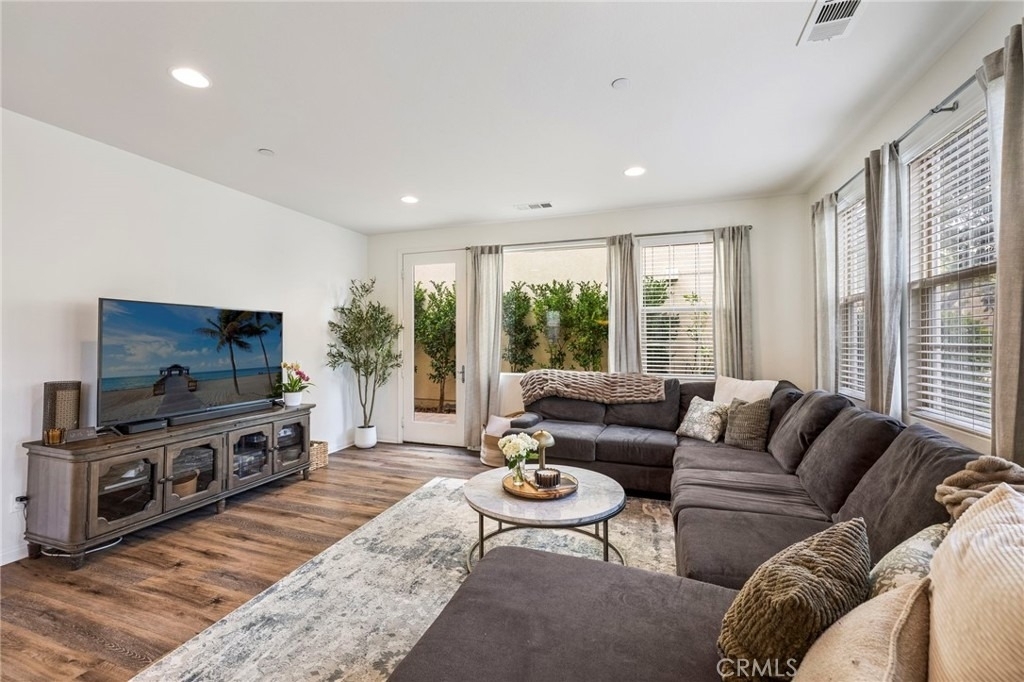 37 Majeza Court - Photo 10