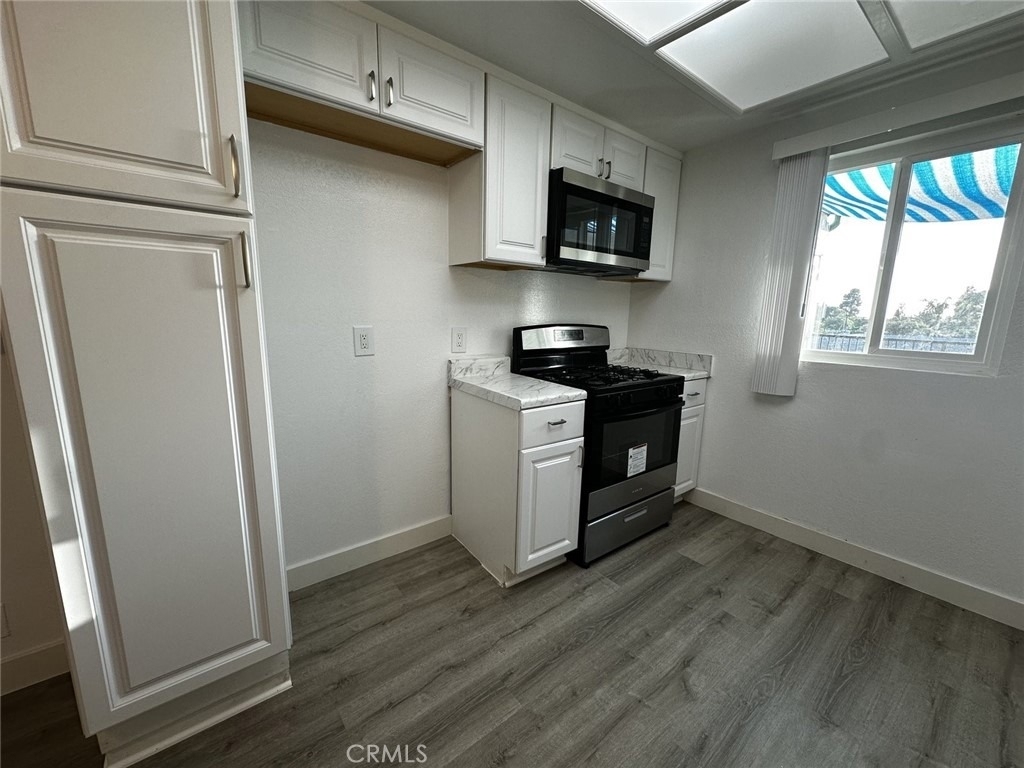 710 W Washington - Photo 3