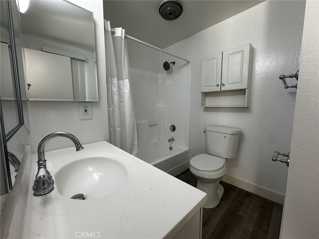 710 W Washington - Photo 8