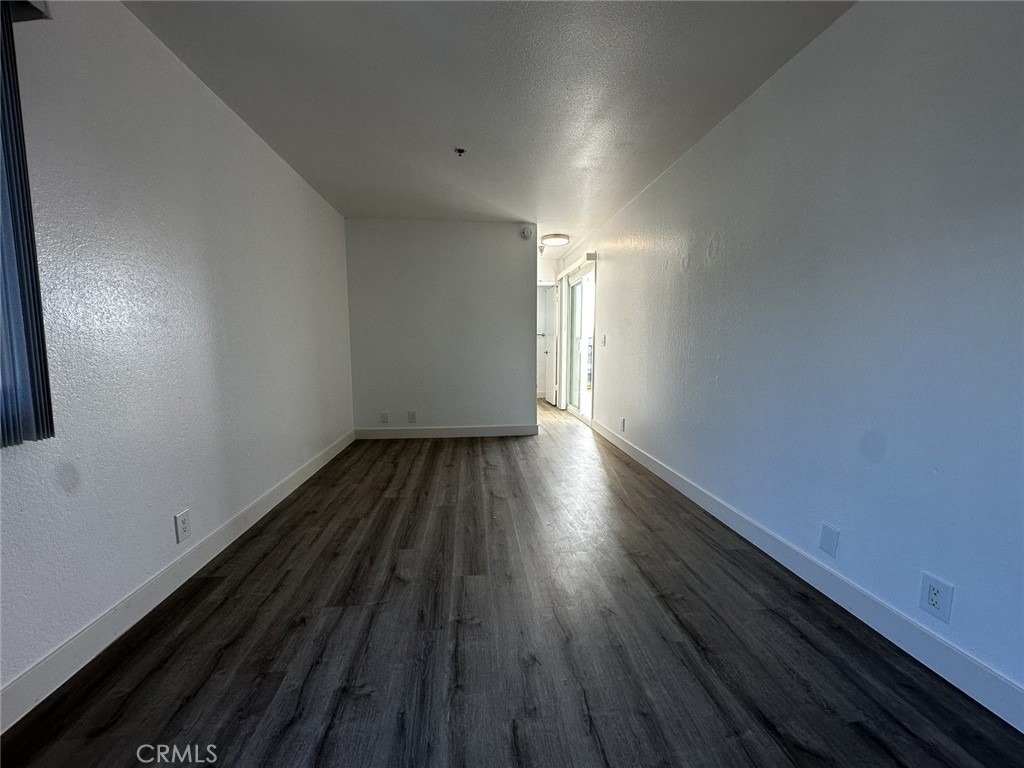 710 W Washington - Photo 5
