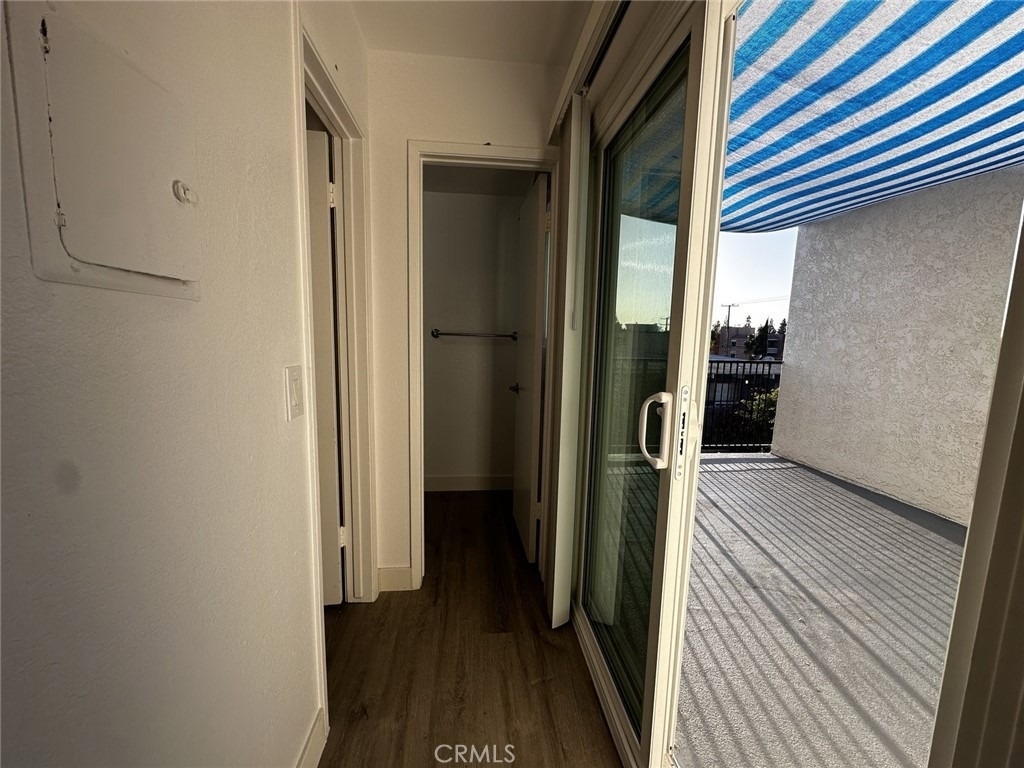 710 W Washington - Photo 6