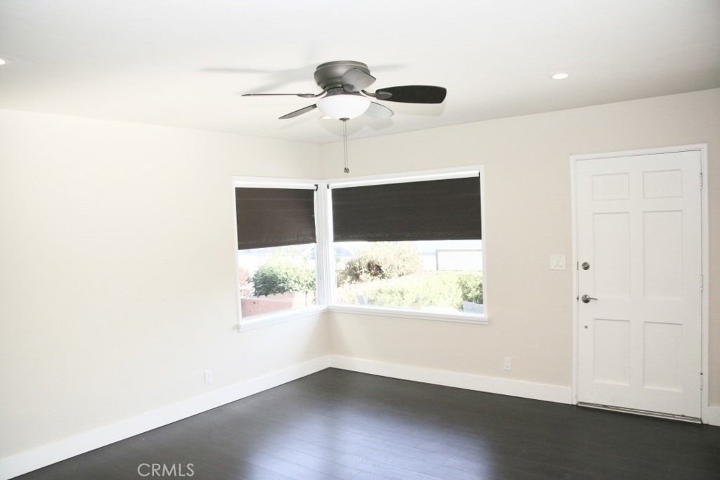 1411 W Bay Avenue - Photo 2