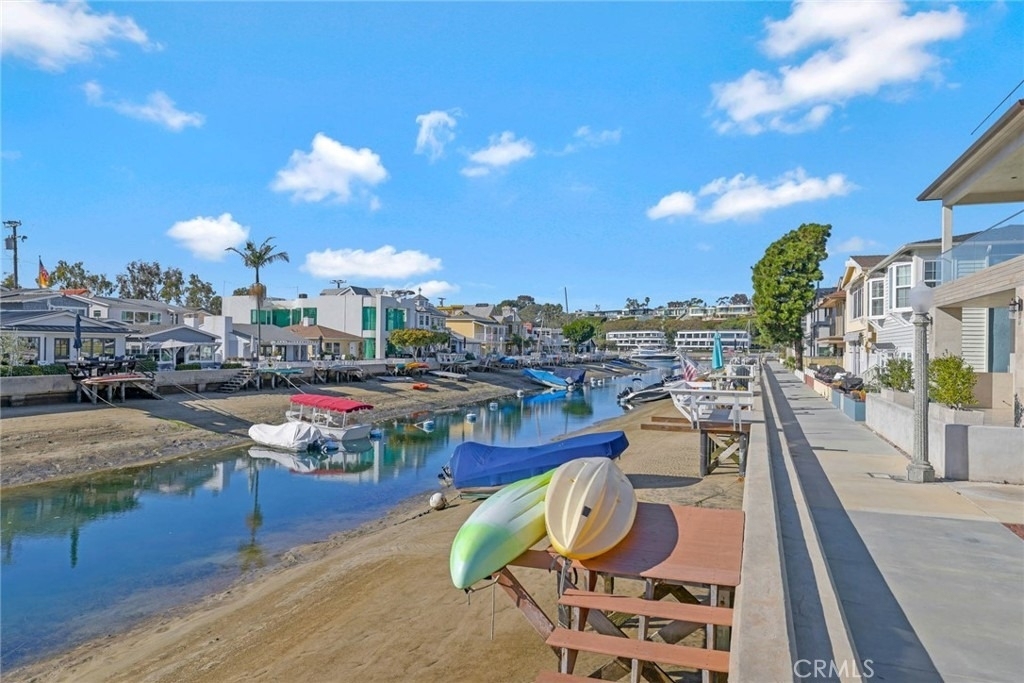 1510 1/2 Abalone Place - Photo 16