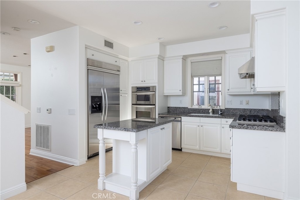2500 Bungalow Place - Photo 14