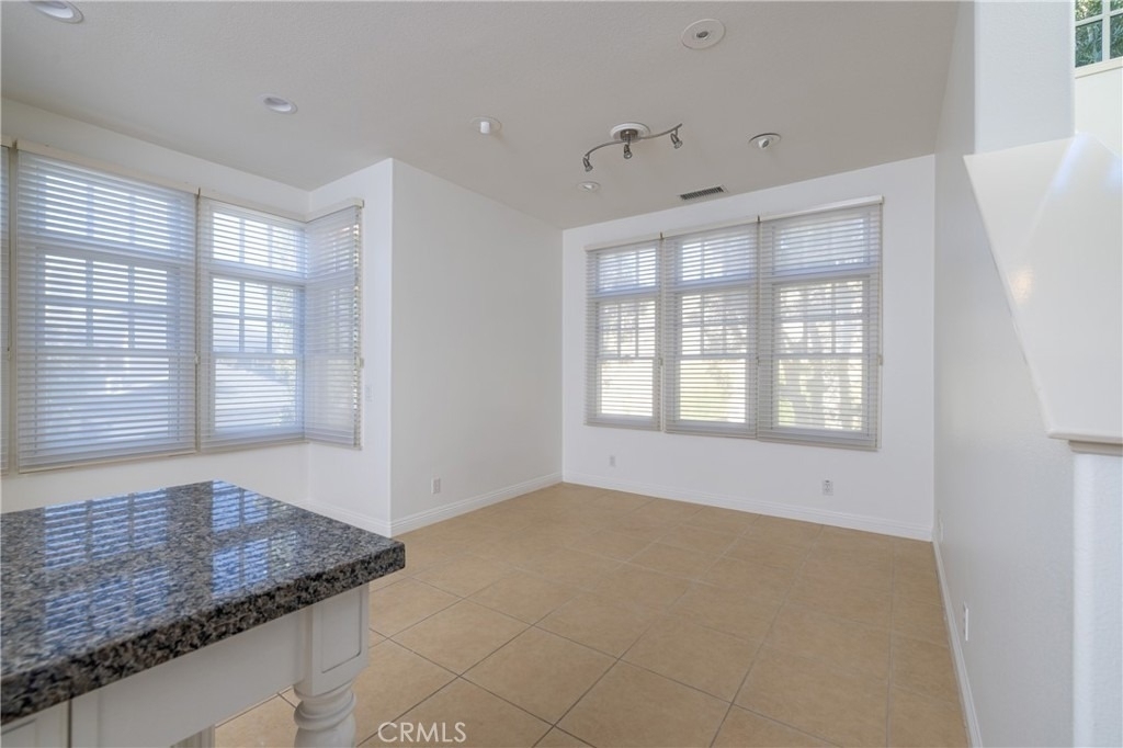 2500 Bungalow Place - Photo 11