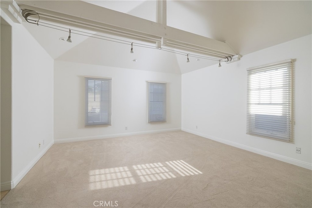 2500 Bungalow Place - Photo 16
