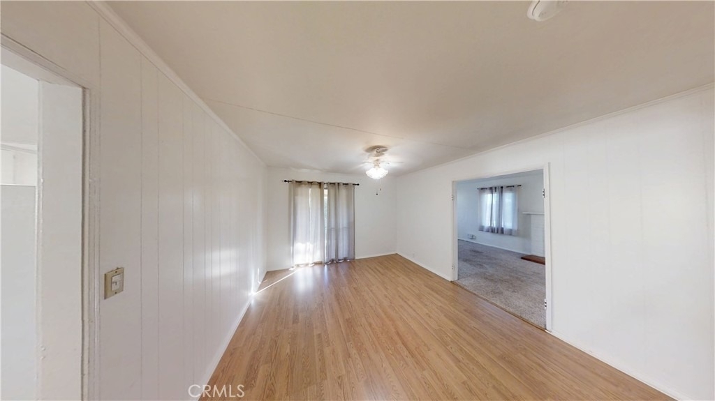 642 W Avenue L - Photo 3