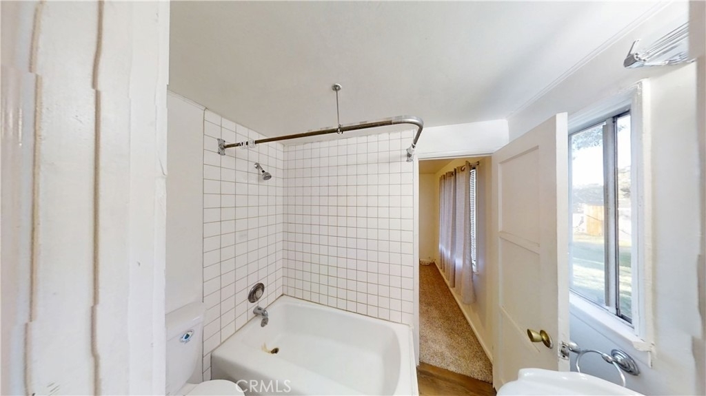 642 W Avenue L - Photo 6