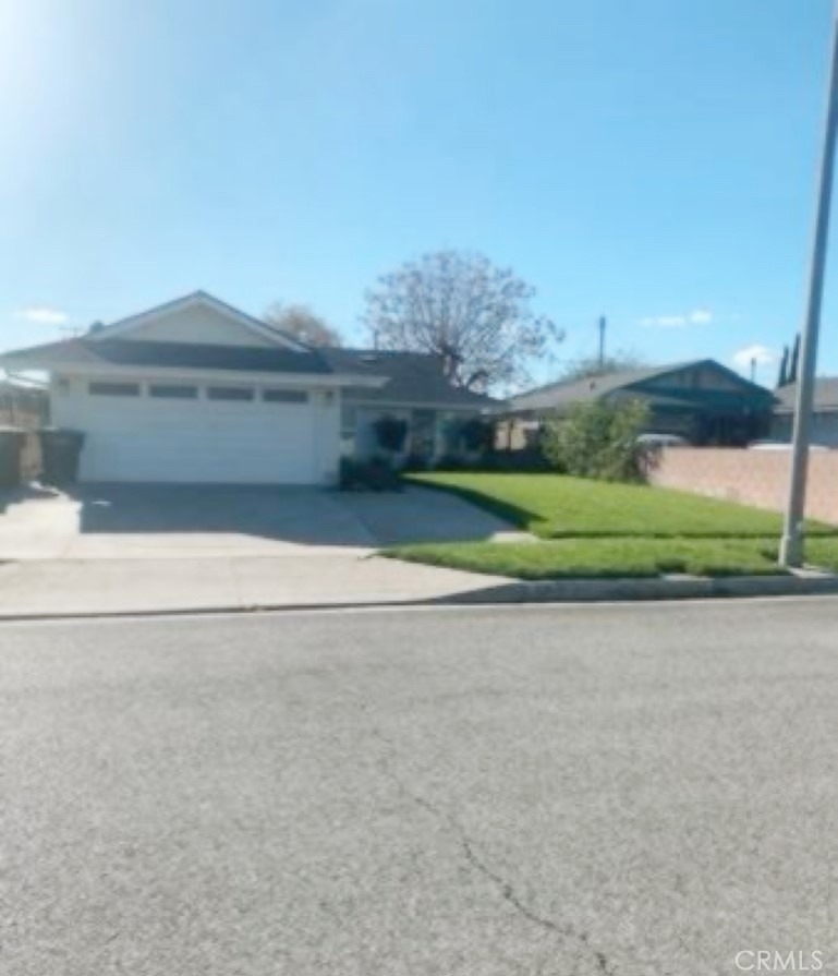 12610 Maryvine - Photo 0