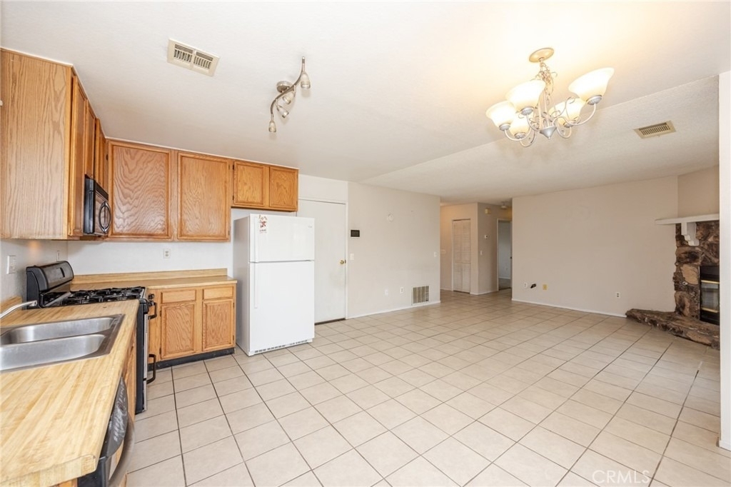 10415 Buckboard Circle - Photo 5